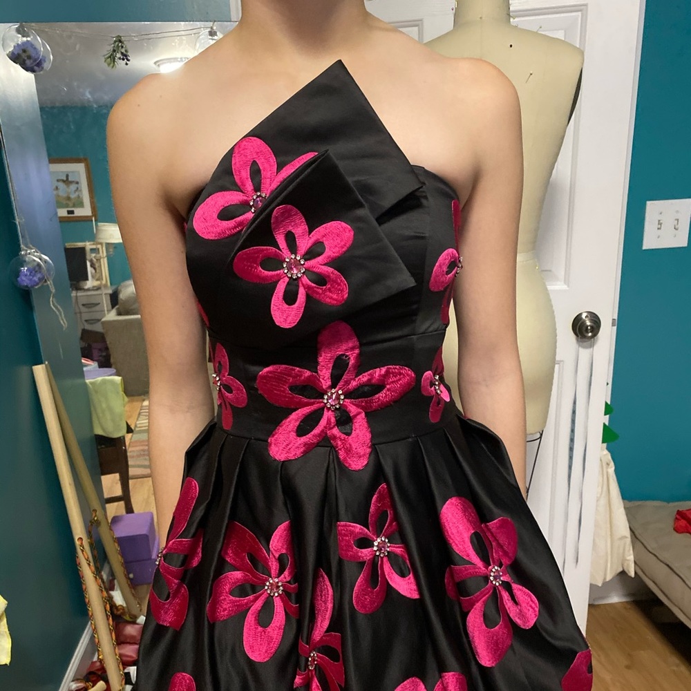 Black Cocktail, Homecoming, Sadies Dress
